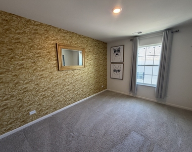 1607 Carlstedt Drive - Photo Thumbnail 9