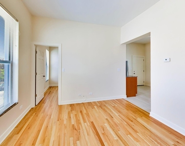 3201 S Normal Avenue - Photo Thumbnail 3