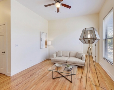 3201 S Normal Avenue - Photo Thumbnail 4