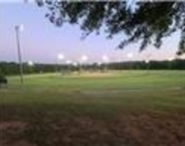 4283 E Paulding Drive - Photo Thumbnail 14