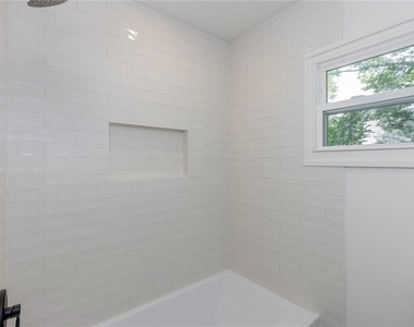 3026 Brook Drive - Photo Thumbnail 22