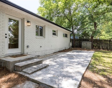 3026 Brook Drive - Photo Thumbnail 25