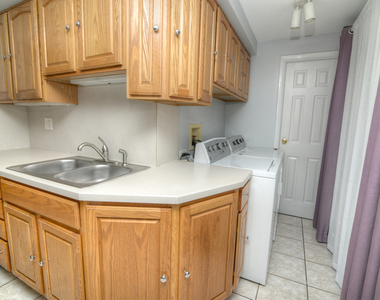 930 Sharon Lane - Photo Thumbnail 15