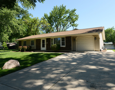930 Sharon Lane - Photo Thumbnail 33