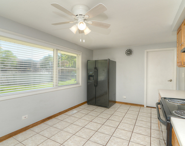 930 Sharon Lane - Photo Thumbnail 14