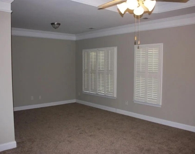 12442 Waterside Drive - Photo Thumbnail 10