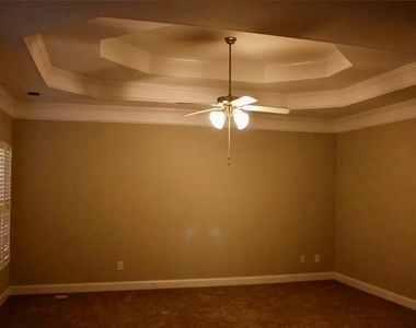 12442 Waterside Drive - Photo Thumbnail 11