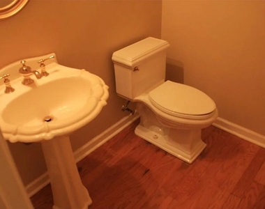 12442 Waterside Drive - Photo Thumbnail 8
