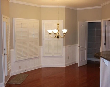 12442 Waterside Drive - Photo Thumbnail 5
