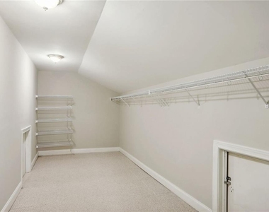 99 Bates Avenue Ne - Photo Thumbnail 21