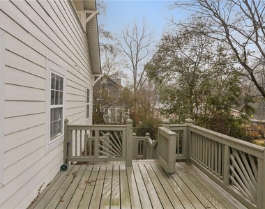 99 Bates Avenue Ne - Photo Thumbnail 24