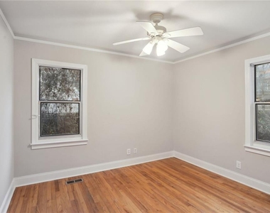 99 Bates Avenue Ne - Photo Thumbnail 11