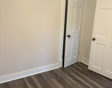 1023 Dean Street - Photo Thumbnail 13