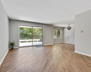 834 Swallow Street - Photo Thumbnail 8