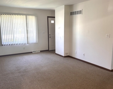 313 South Avenue - Photo Thumbnail 3