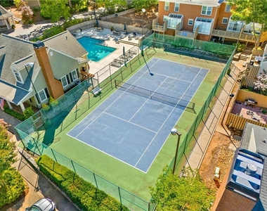 46 Mount Vernon Circle - Photo Thumbnail 35