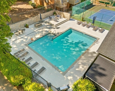 46 Mount Vernon Circle - Photo Thumbnail 36