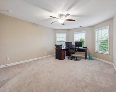 4305 Holton Avenue - Photo Thumbnail 24