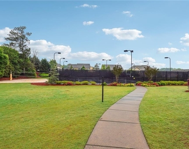 4305 Holton Avenue - Photo Thumbnail 35