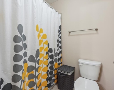 4305 Holton Avenue - Photo Thumbnail 26