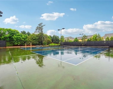 4305 Holton Avenue - Photo Thumbnail 36