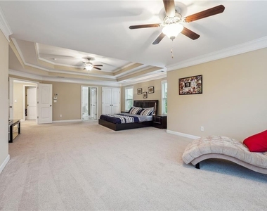 4305 Holton Avenue - Photo Thumbnail 21