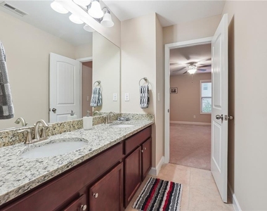 4305 Holton Avenue - Photo Thumbnail 25