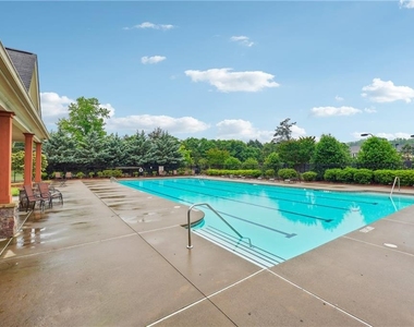 4305 Holton Avenue - Photo Thumbnail 32