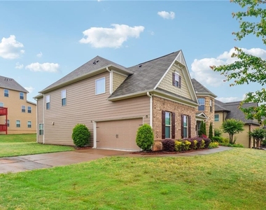 4305 Holton Avenue - Photo Thumbnail 1