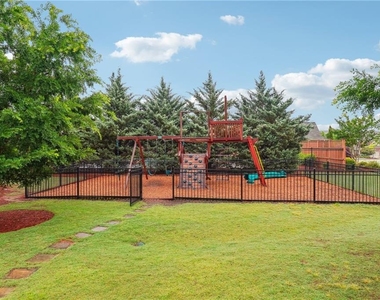 4305 Holton Avenue - Photo Thumbnail 34