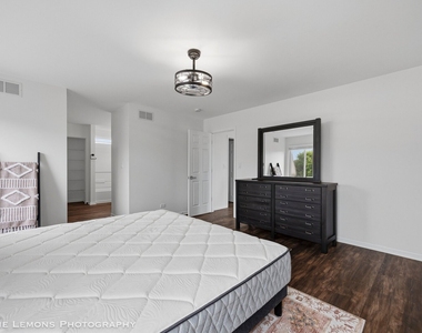 6816 Twin Falls Drive - Photo Thumbnail 17