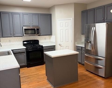 7098 Cavender Drive Sw - Photo Thumbnail 9