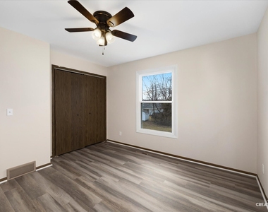 1643 Park Avenue - Photo Thumbnail 9