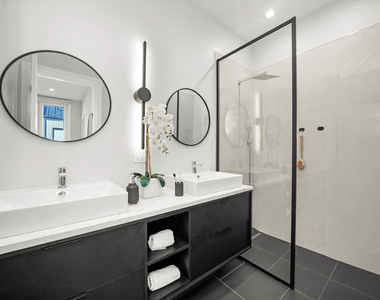 4246 W Belmont Avenue - Photo Thumbnail 14