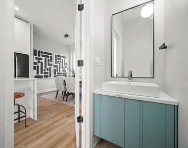 4246 W Belmont Avenue - Photo Thumbnail 11
