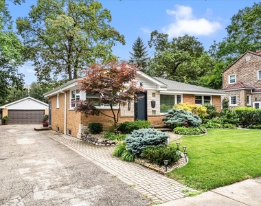 3521 Forest Avenue - Photo Thumbnail 2