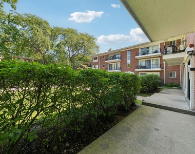 10111 Old Orchard Court - Photo Thumbnail 8