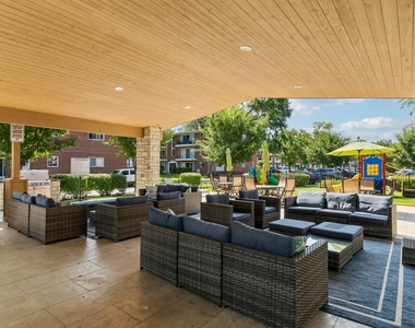 10111 Old Orchard Court - Photo Thumbnail 9