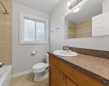 10111 Old Orchard Court - Photo Thumbnail 5