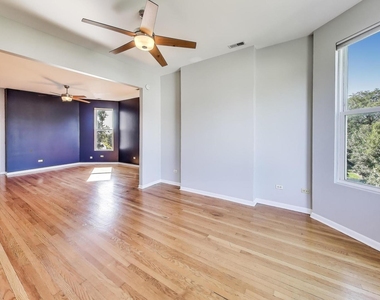 2733 N Mozart Street - Photo Thumbnail 2