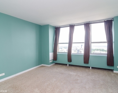 655 W Irving Park Road - Photo Thumbnail 18