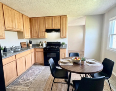 16001 Avalon Avenue - Photo Thumbnail 5