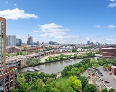 653 N Kingsbury Street - Photo Thumbnail 20