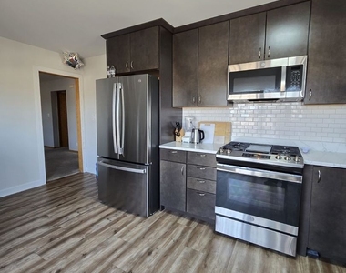 831 W Heritage Drive - Photo Thumbnail 1