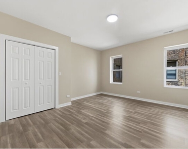 7741 S Phillips Avenue - Photo Thumbnail 6