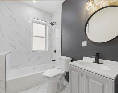 7741 S Phillips Avenue - Photo Thumbnail 5