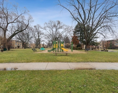 700 W Dempster Street - Photo Thumbnail 18