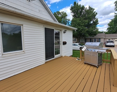 301 Richards Street - Photo Thumbnail 20