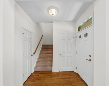 1925 Brentwood Road - Photo Thumbnail 2