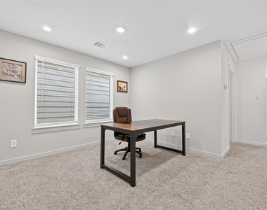 10206 Penryn Forest Trail - Photo Thumbnail 8